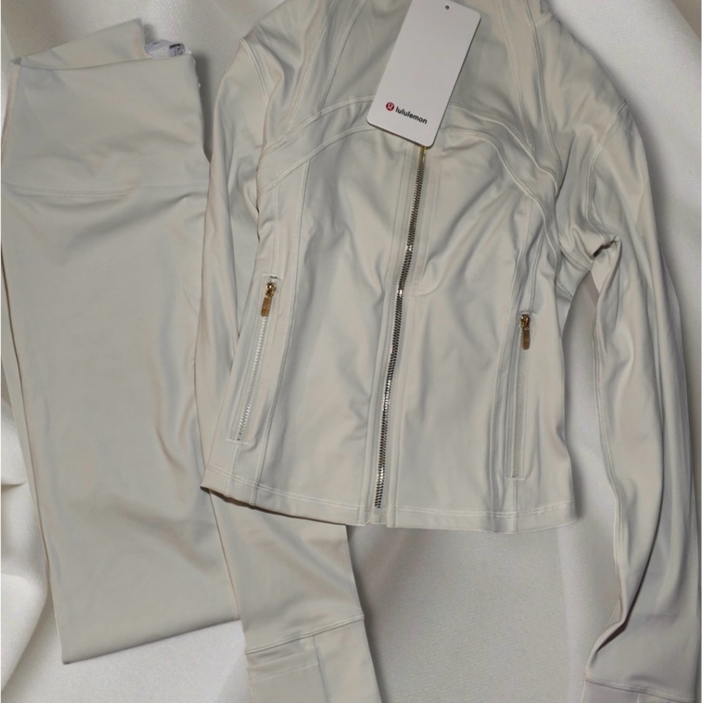 Define Jacket and Pants Set